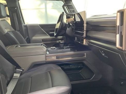 Used 2025 GMC Hummer EV 2X image 20