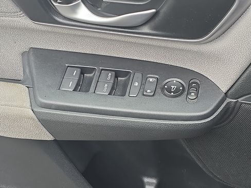 Used 2018 Honda CR-V EX image 27
