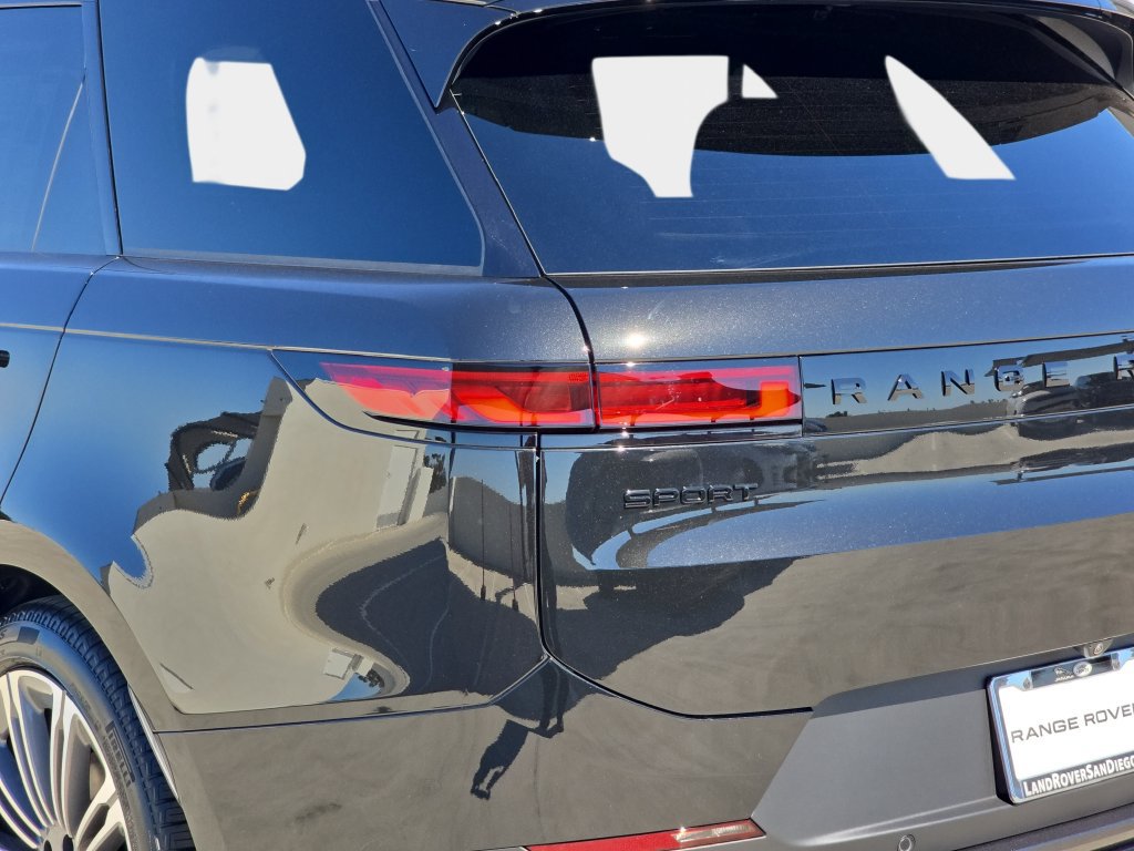 New 2027 Land Rover Range Rover Sport SE AWD/4WD image 37