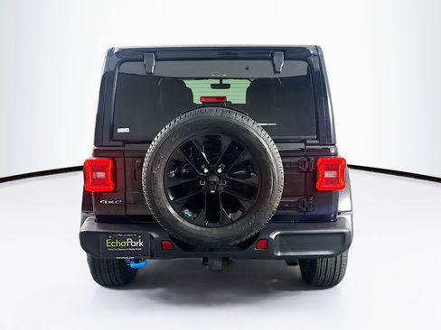 Used 2022 Jeep Wrangler Sahara w/ Cold Weather Group image 7