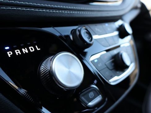 New 2026 Chrysler Pacifica Select image 21