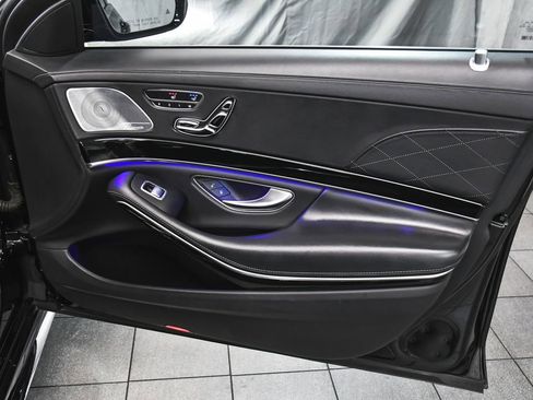 Used 2020 Mercedes-Benz S 63 AMG 4MATIC Sedan image 17