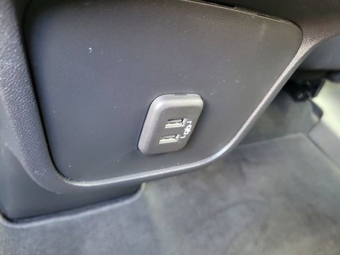 Used 2022 Chevrolet Equinox LT FWD image 11