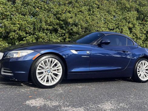 Used 2009 BMW Z4 sDrive35i image 3