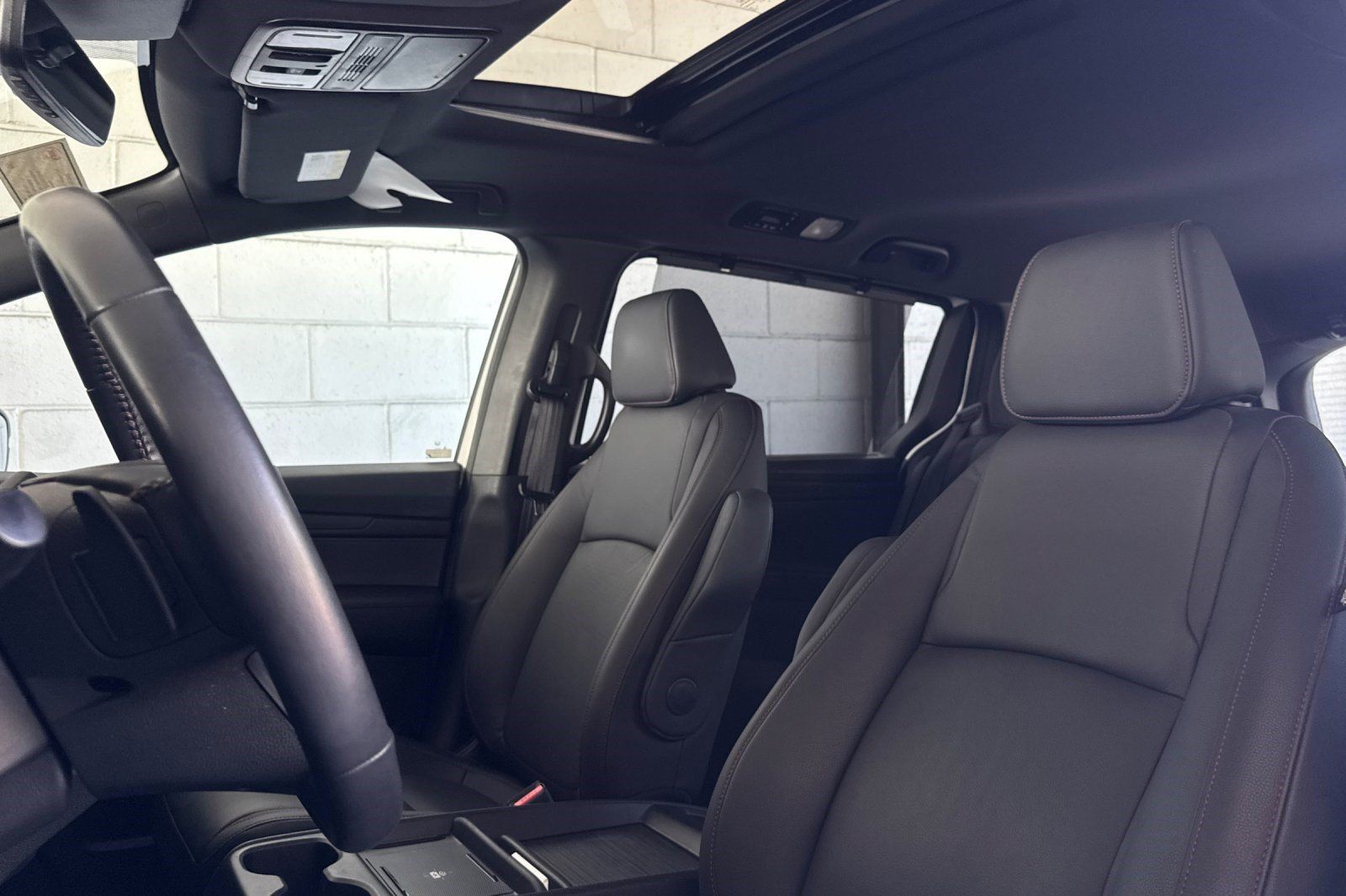 Used 2025 Honda Odyssey Sport-L image 22