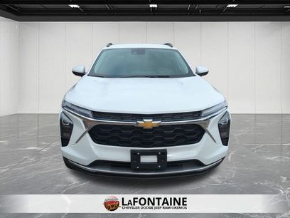 Used 2025 Chevrolet Trax LT