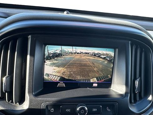 Used 2021 Chevrolet Colorado W/T w/ Custom Special Edition image 15