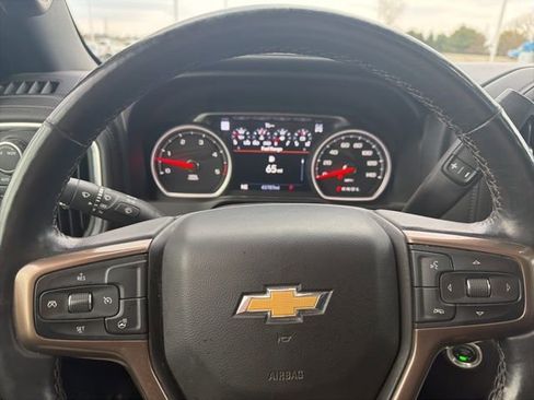 Used 2022 Chevrolet Silverado 2500 High Country image 13