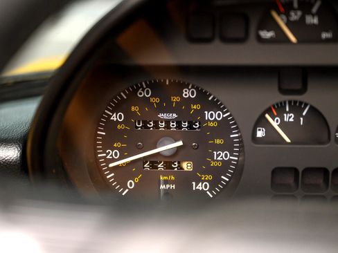 Used 1992 Alfa Romeo Spider Veloce image 28