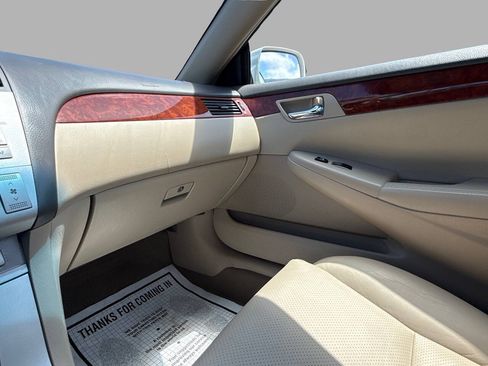Used 2006 Toyota Solara SLE FWD image 39