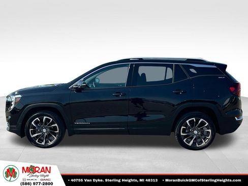 Certified 2023 GMC Terrain SLT AWD/4WD image 2