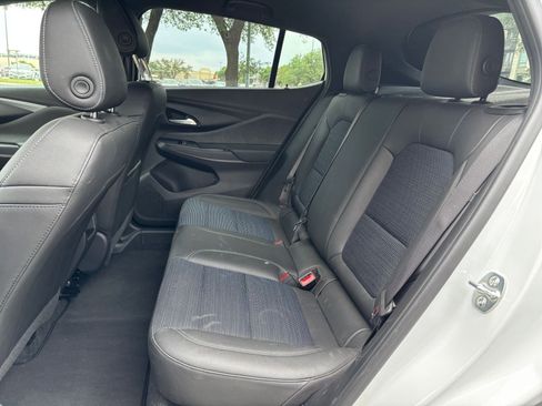 Used 2025 Buick Envista Preferred FWD image 21