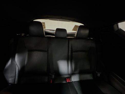 Used 2019 Toyota C-HR Limited image 33