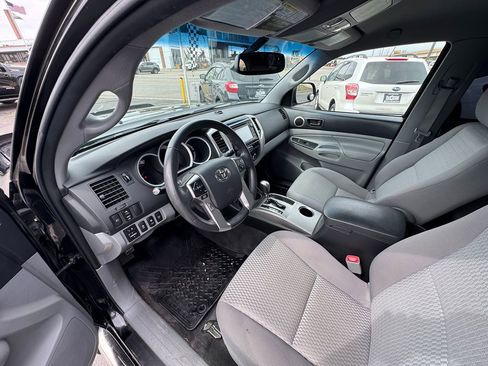 Used 2015 Toyota Tacoma 4x4 Double Cab image 11