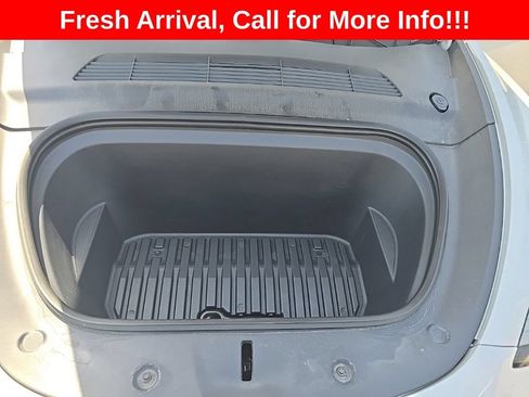 Used 2023 Tesla Model Y Long Range AWD/4WD image 4