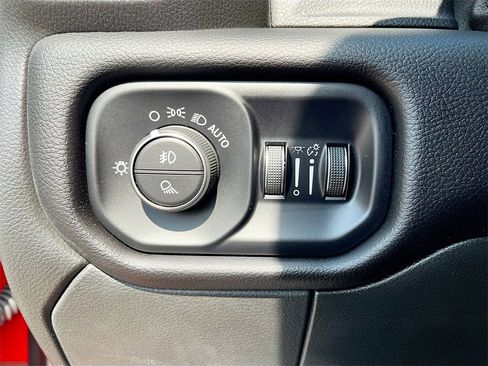 Used 2024 RAM 2500 Laramie w/ Safety Group image 10