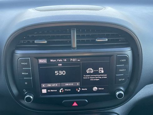 Used 2025 Kia Soul LX w/ LX Technology Package image 20