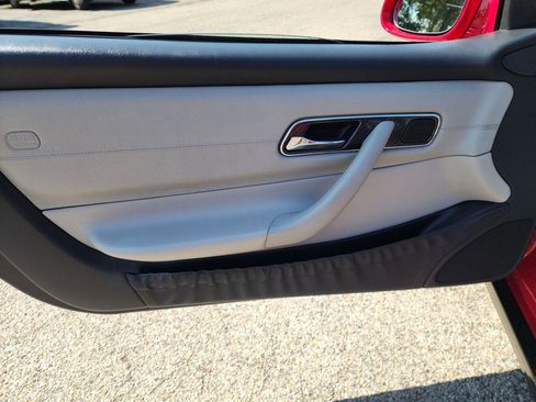 Used 1998 Mercedes-Benz SLK 230 image 5