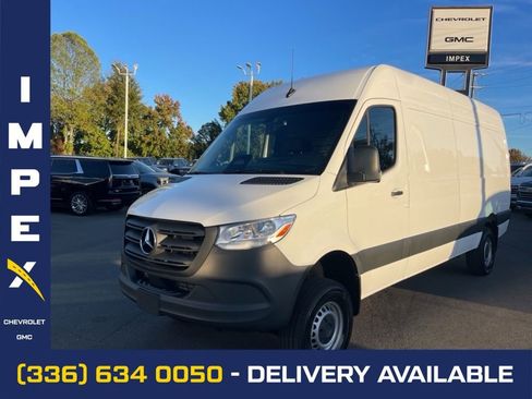 Used 2025 Mercedes-Benz Sprinter 2500 image 1