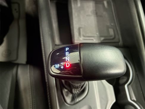 Used 2022 Dodge Durango GT image 18