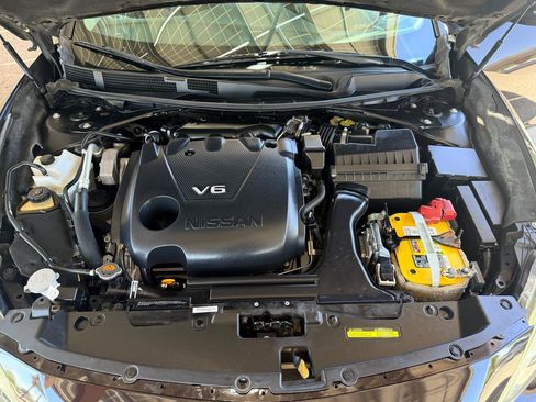 Used 2016 Nissan Maxima SR FWD image 23