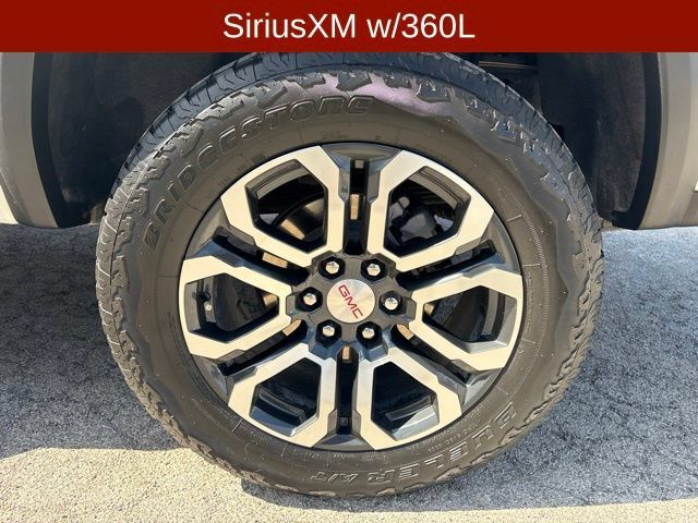 Used 2024 GMC Canyon AT4 w/ Technology Package AWD/4WD image 10