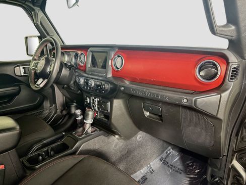 Used 2019 Jeep Wrangler Unlimited Rubicon AWD/4WD image 30