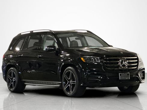 New 2026 Mercedes-Benz GLS 450 4MATIC image 7