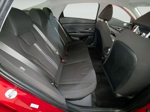 Used 2024 Hyundai Elantra SEL FWD image 35