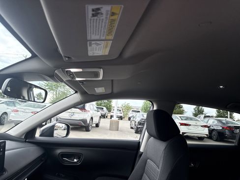 Used 2026 Honda HR-V LX image 13