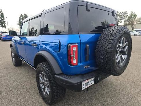Certified 2025 Ford Bronco Badlands image 3