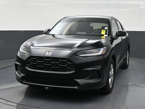 Used 2025 Honda HR-V LX image 8