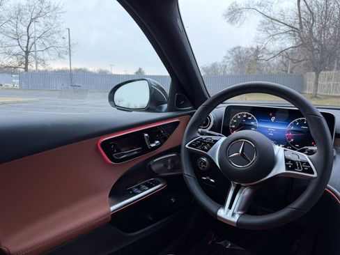 Used 2025 Mercedes-Benz C 300 4MATIC Sedan image 12
