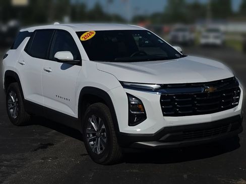 Used 2026 Chevrolet Equinox LT AWD/4WD image 10