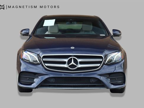 Used 2019 Mercedes-Benz E 300 4MATIC image 6