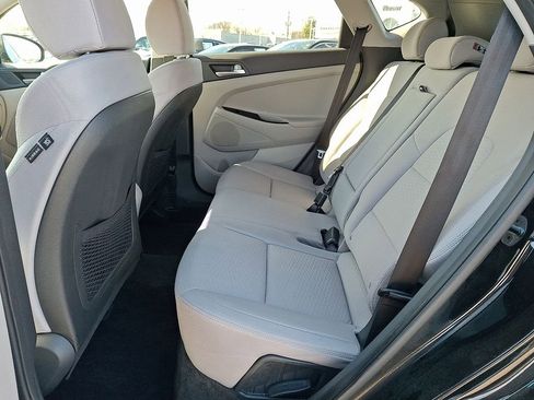 Used 2019 Hyundai Tucson Value image 11