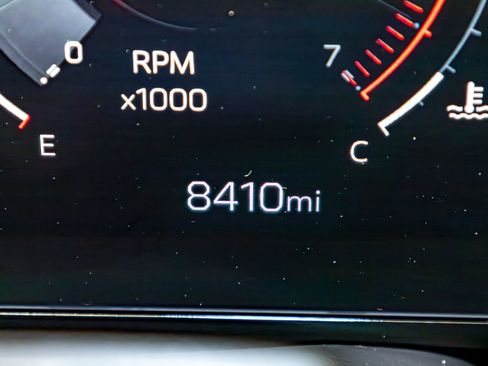 Used 2025 GMC Yukon Denali Ultimate image 19