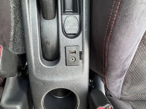 Used 2015 Nissan Versa Note SR w/ SR Tech Package image 35