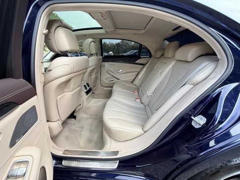 Used 2016 Mercedes-Benz S 550 4MATIC Sedan image 11