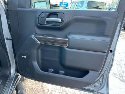 Used 2020 Chevrolet Silverado 1500 RST image 16