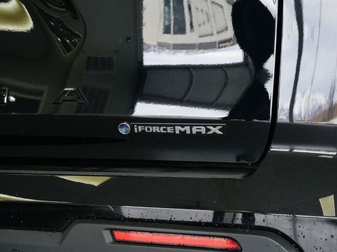 Used 2025 Toyota Sequoia SR5 image 11