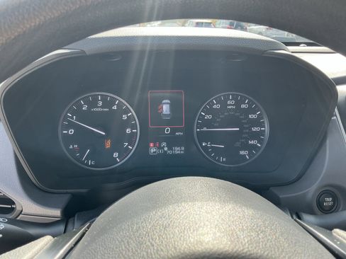 Used 2024 Subaru Crosstrek 2.0i Premium AWD/4WD image 15