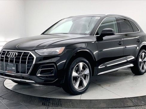 Certified 2023 Audi Q5 2.0T Premium Plus w/ Premium Plus Package image 2