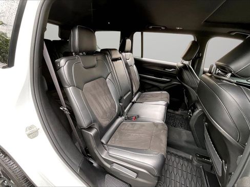 Certified 2023 Jeep Grand Cherokee L Laredo AWD/4WD image 25