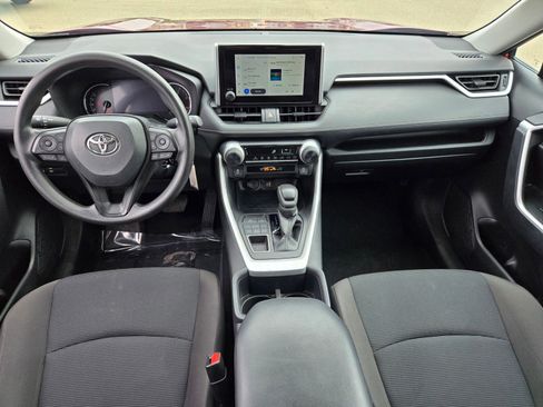 Used 2024 Toyota RAV4 LE image 12