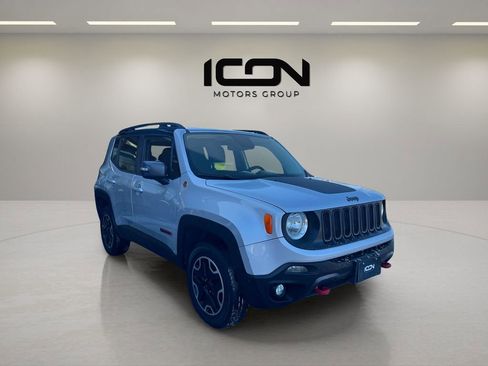 Used 2017 Jeep Renegade Trailhawk image 8