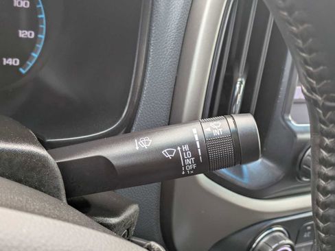 Used 2018 Chevrolet Colorado Z71 image 25