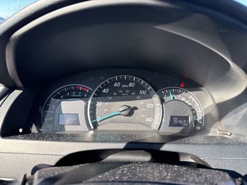 Used 2014 Toyota Camry LE image 25