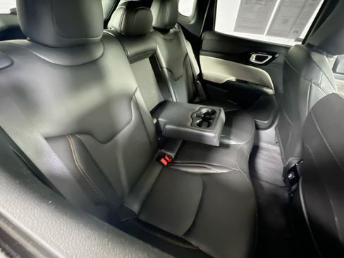 Used 2023 Jeep Compass Limited AWD/4WD image 24