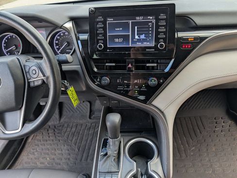 Used 2023 Toyota Camry LE image 24
